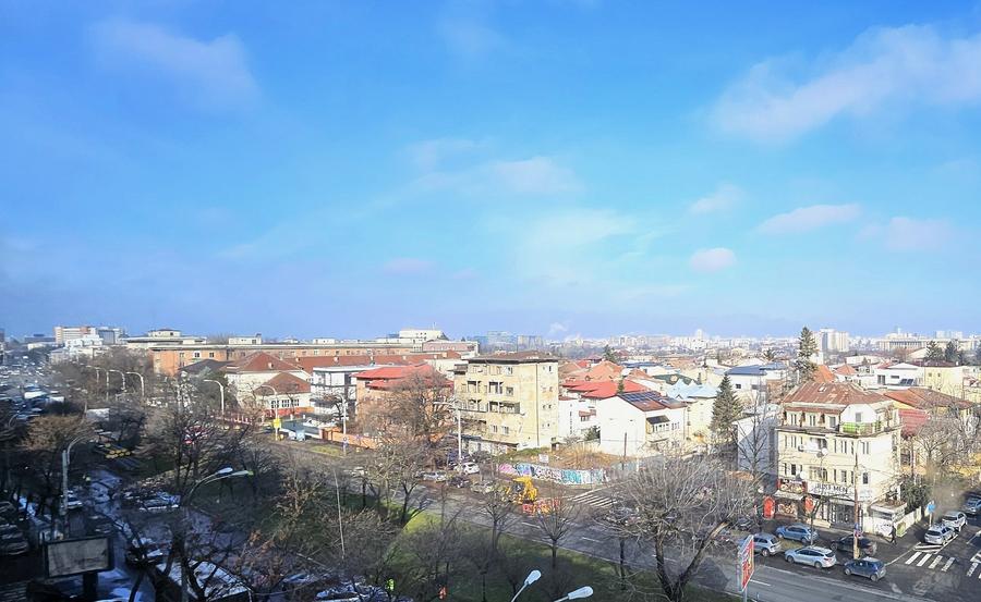 Apartament cu 2 camere decomandat în Panduri