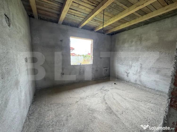 Casă cu 4 camere cu Teren 430 Mp în Central