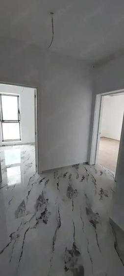 Apartament cu 2 camere decomandat în Giroc