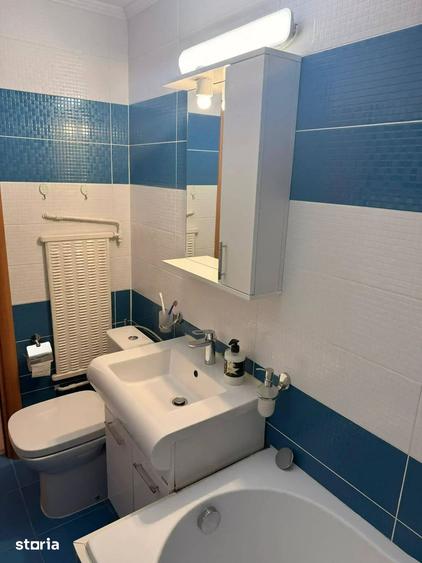 Apartament cu 3 camere, mobilat în Vitan