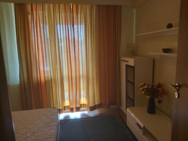 Apartament cu 3 camere decomandat în Ultracentral
