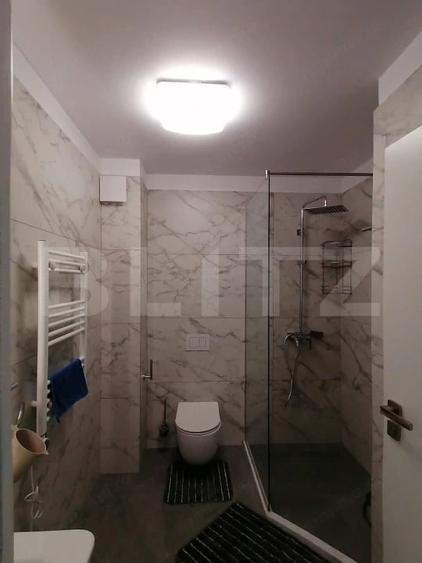Apartament cu 4 camere semidecomandat în Iris