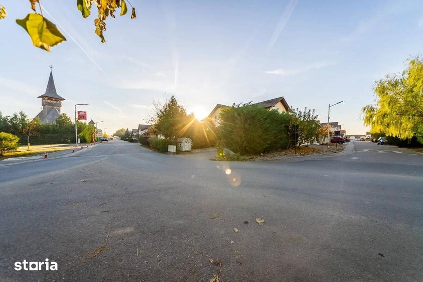 Teren de 700 mp, în Vladimirescu