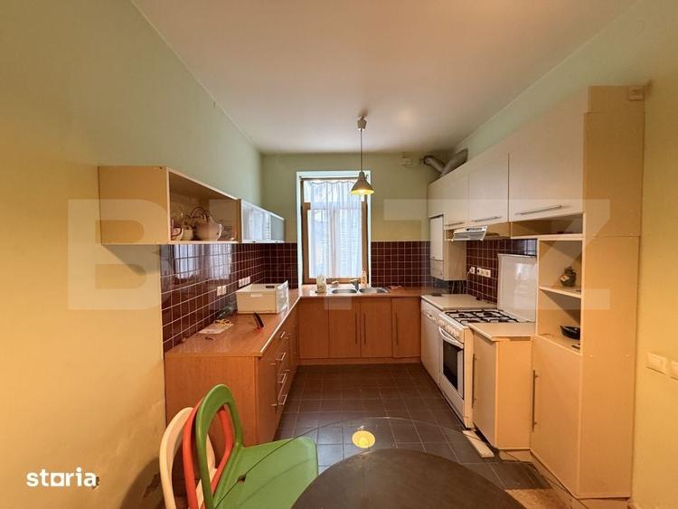 Casă cu 4 camere cu Teren 100 Mp în Siloz