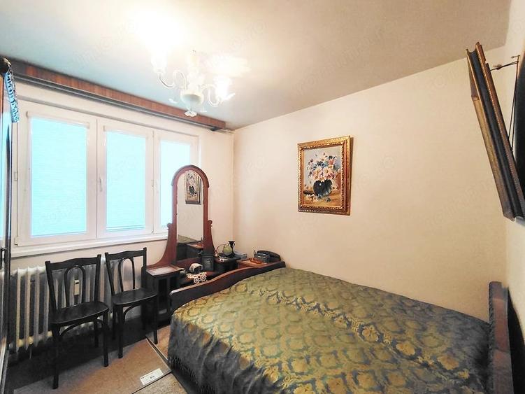 Apartament 3 camere, decomandat, zona 1 Decembrie 1918 - 4