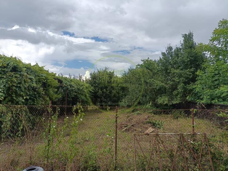Casă individuală cu 5 camere cu Canalizare în Suseni