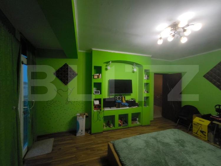 Casă individuală cu 4 camere cu Canalizare în Exterior Est