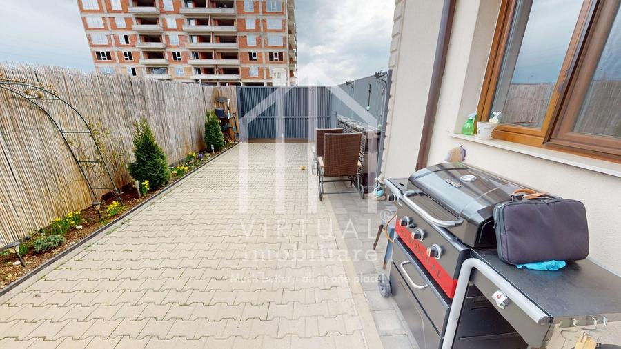 Apartament cu 3 camere semidecomandat, mobilat în Exterior Vest