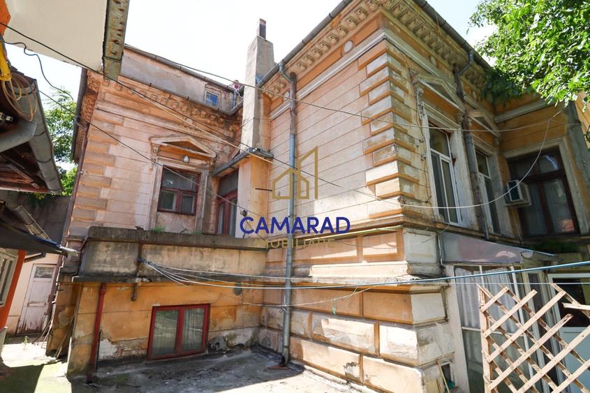 Apartament cu 4 camere decomandat, mobilat în Universitate