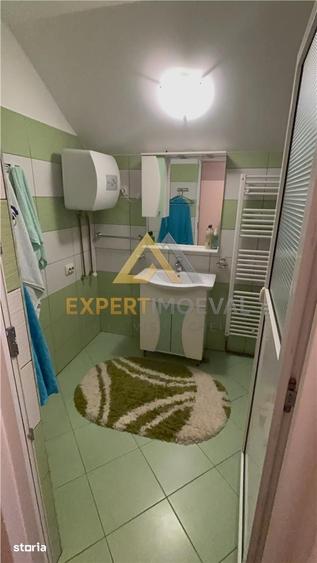 Casă cu 4 camere cu Teren 216 Mp în Valea Roșie