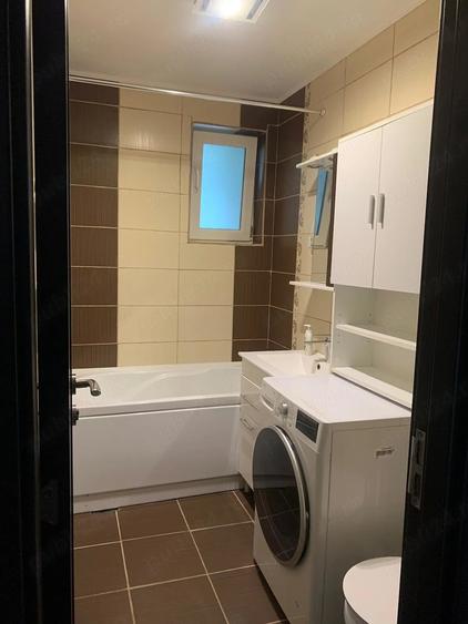 Apartament cu 2 camere semidecomandat în 7 Noiembrie