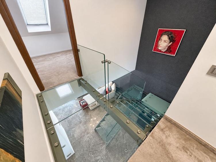 Apartament cu 4 camere decomandat, mobilat în Domenii