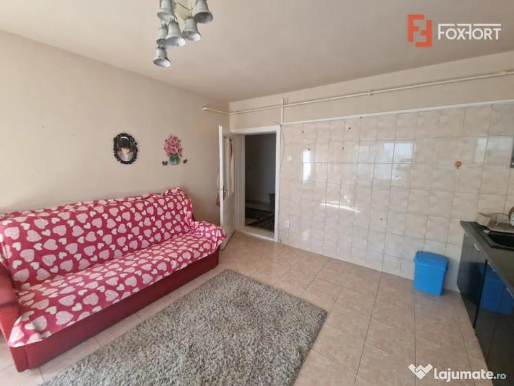 Casă cu 7 camere cu Teren 1439 Mp în Nord