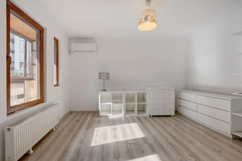 Casă cu 5 camere cu Canalizare în Grozăvești