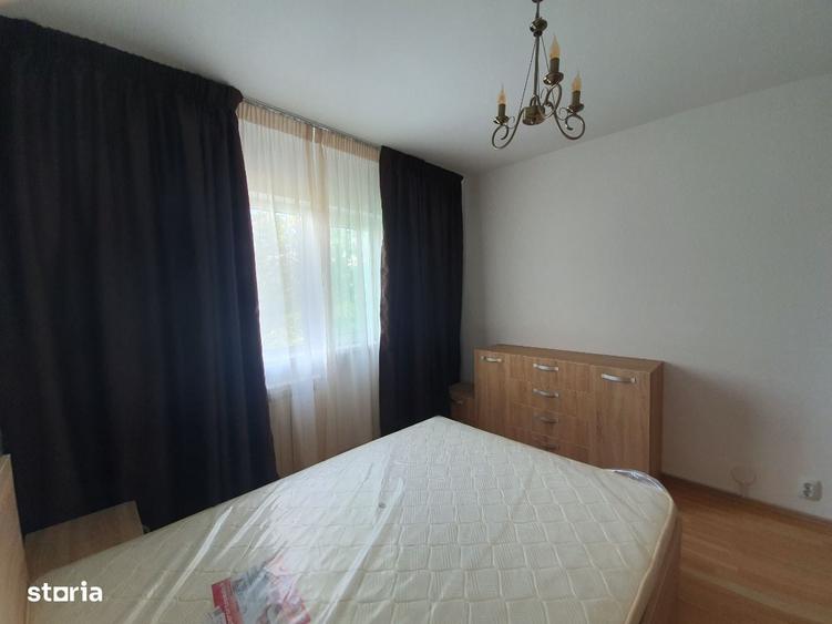 Apartament cu 3 camere decomandat în 9 Mai