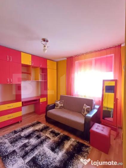 Apartament cu 2 camere semidecomandat, mobilat în Turda