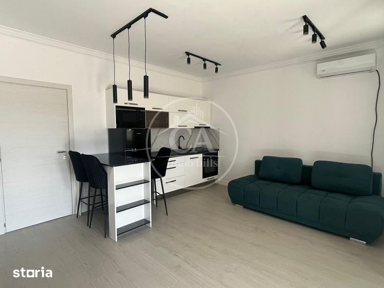 Casă cu 6 camere decomandat cu Teren 498 Mp în Nufărul