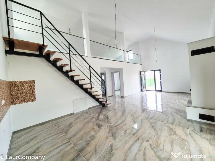 Casă cu 4 camere cu Teren 500 Mp în Drăganu