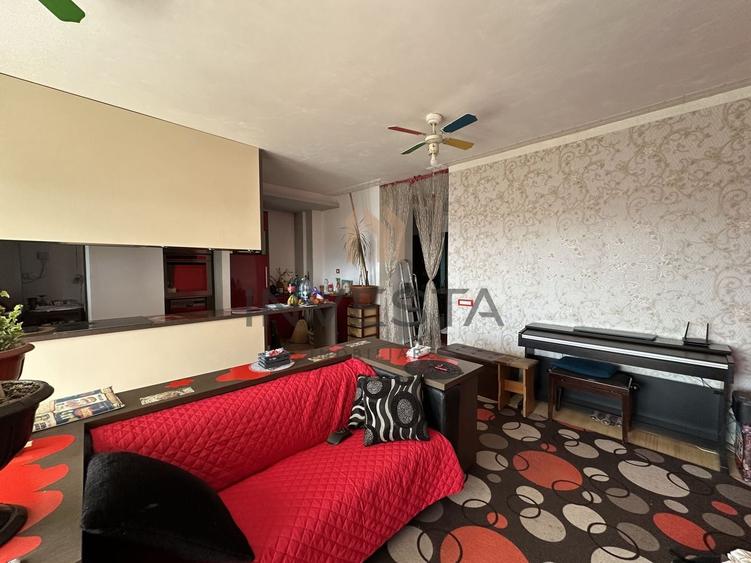 Apartament cu 3 camere decomandat, mobilat în Zorilor