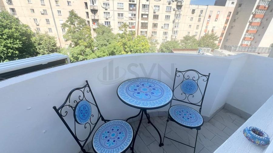 Apartament cu 3 camere semidecomandat, mobilat în Tineretului