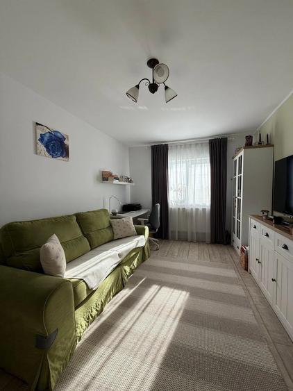 Apartament cu 2 camere decomandat în Canta