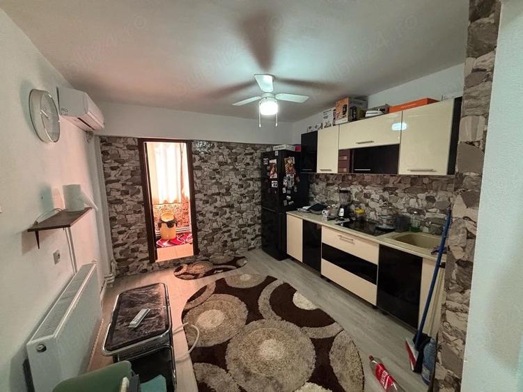 Apartament cu 2 camere decomandat în Ultracentral