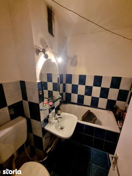 Apartament cu 4 camere decomandat în Tomis Nord