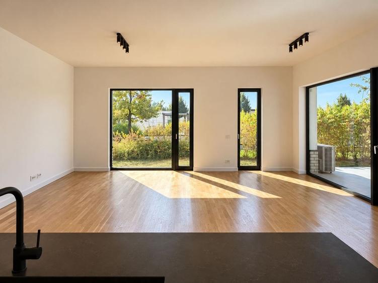 Apartament cu 4 camere, mobilat în Pipera