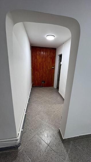 Spațiu comercial, de 34 mp, în Micro 6