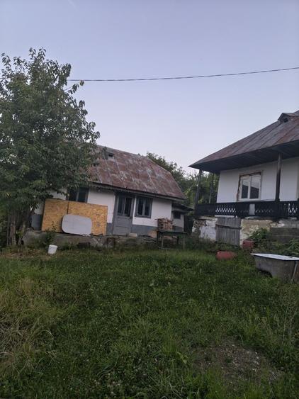 Casă cu 2 camere în Central