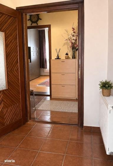 Casă cu 3 camere în Cristian