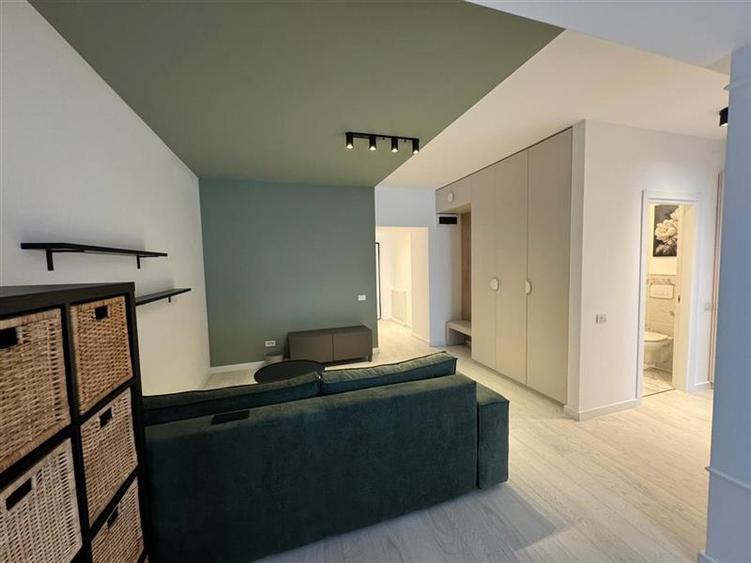 Apartament cu 2 camere semidecomandat, mobilat în Fundeni