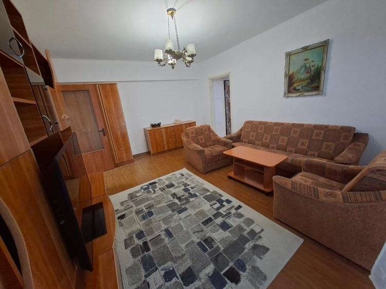 Apartament cu 2 camere semidecomandat, mobilat în Dorobanți