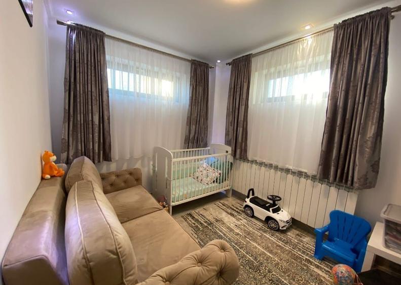 Apartament cu 2 camere decomandat în Valea Adâncă