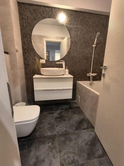 Apartament cu 2 camere decomandat, mobilat în Băneasa