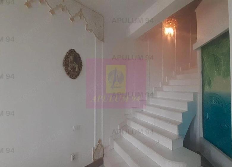 Casă cu Teren 3100 Mp în Băneasa