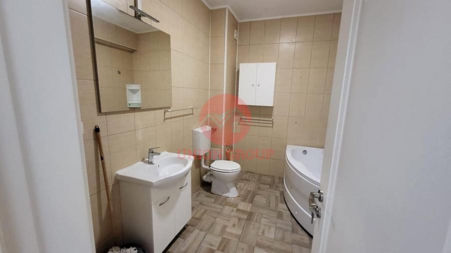 Apartament cu 2 camere decomandat în City Park Mall