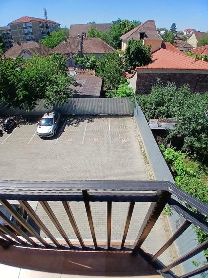 Spațiu comercial, de 250 mp, în Lipovei