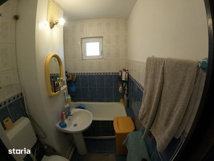 Apartament cu 3 camere, mobilat în Central