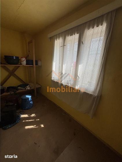 Casă cu 4 camere cu Teren 5526 Mp în Cociuba Mare