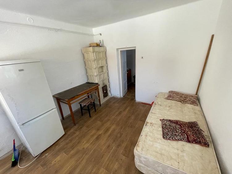 Casă individuală cu 3 camere cu Canalizare în Blumăna