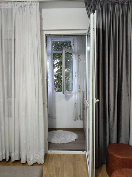 Apartament cu 2 camere semidecomandat în Letea