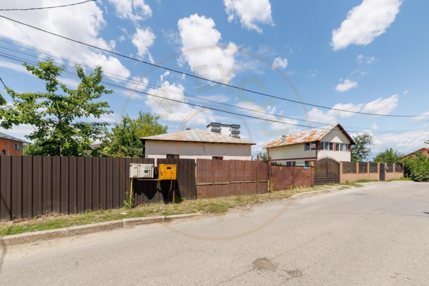 Casă cu 4 camere cu Teren 889 Mp în Prundu