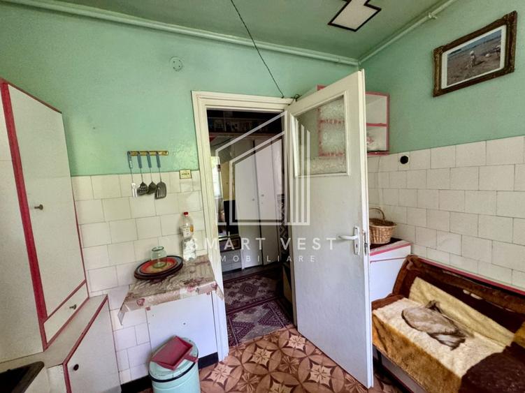 Apartament cu 2 camere semidecomandat, mobilat în Burdea