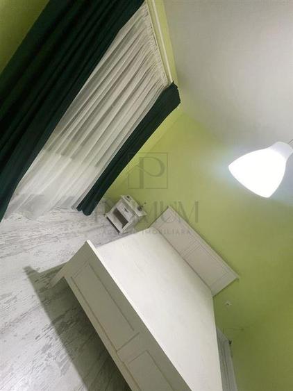Apartament cu 3 camere decomandat în Telegrafului