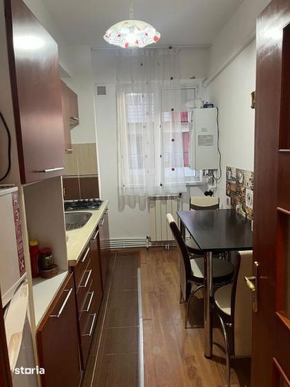 Apartament cu 2 camere, mobilat în Central