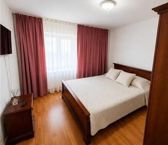 Apartament cu 3 camere în Brazda lui Novac