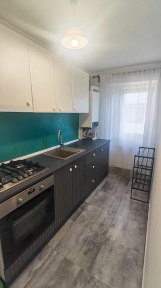 Apartament cu 2 camere în Micro 6