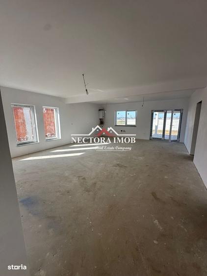 Casă cu 4 camere cu Teren 540 Mp în Sântandrei
