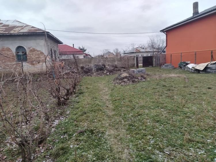 Teren Construcții intravilan de 1080 mp, în Coșoveni